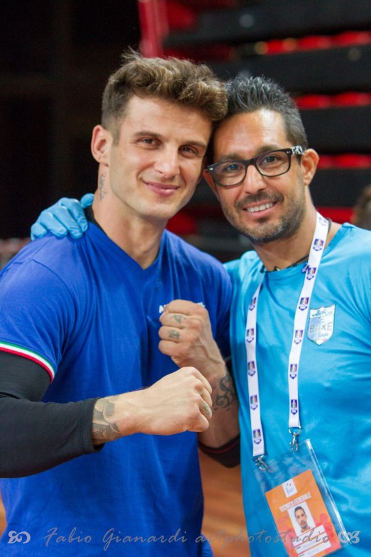 12182942_902128096501763_6576741941445590295_o